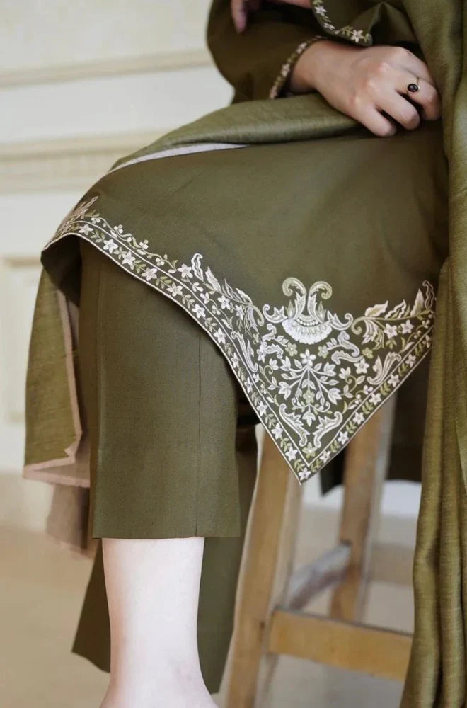 Asling 006 Unstitched Luxury Dhanak Heavy Embroidered 3PC Suit