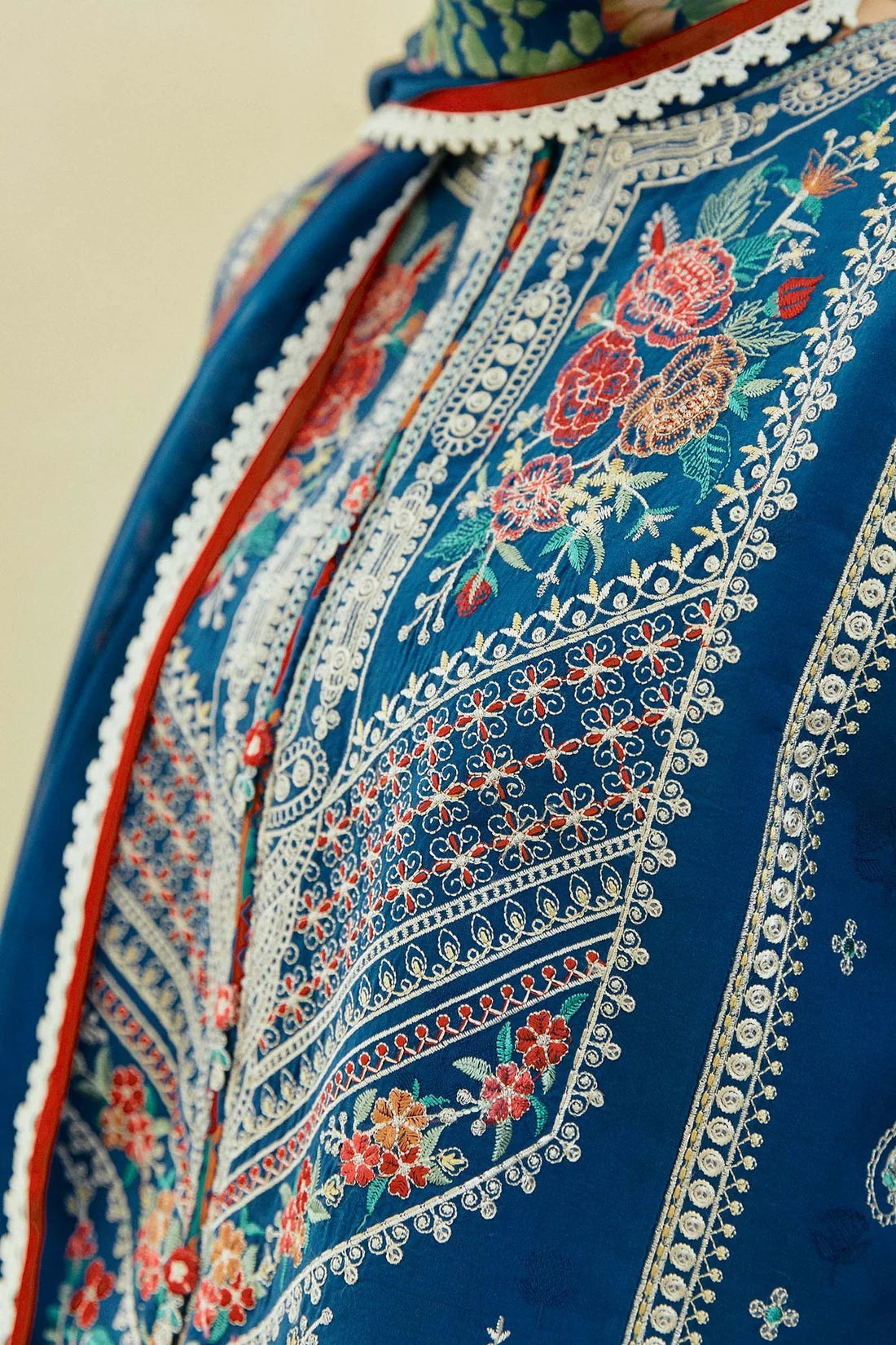 Zara Shahjahan 3PC Unstitched Luxury Lawn Heavy Embroidered Suit