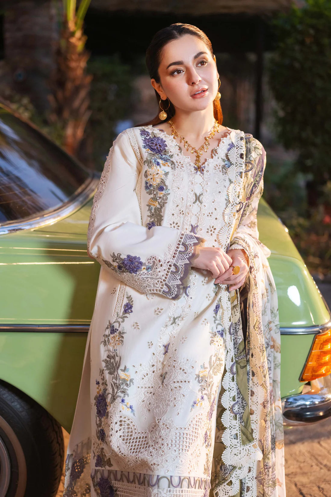 Jade 3PC Unstitched Luxury Lawn Chikenkari Heavy Embroidered Suit