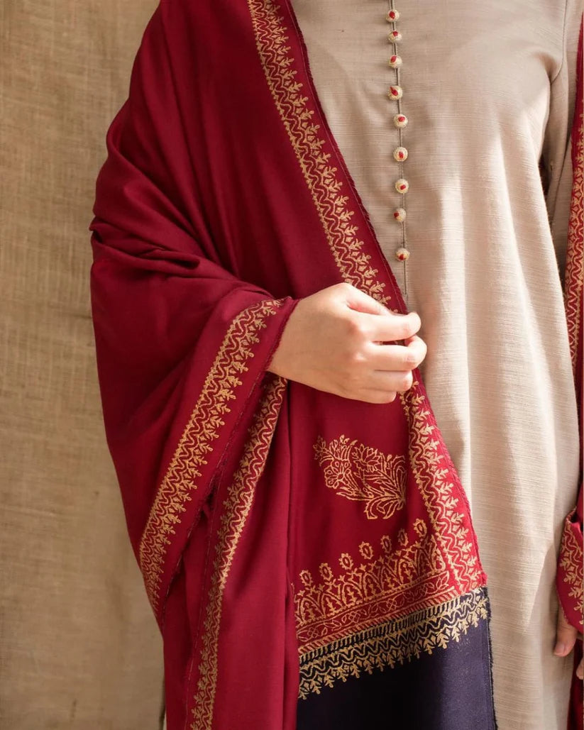 Dyot 002 Unstitched Luxury Dhanak Heavy Embroidered 3PC Suit