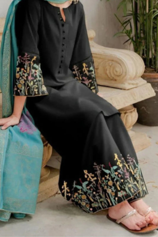 Dyot 005 Unstitched Luxury Dhanak Heavy Embroidered 3PC Suit