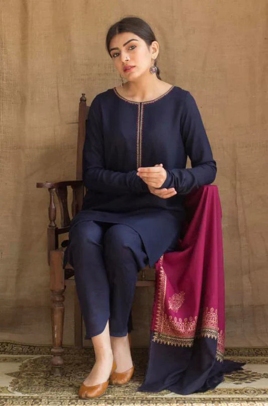 Dyot 004 Unstitched Luxury Dhanak Heavy Embroidered 3PC Suit