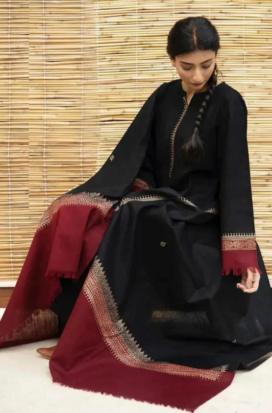 Dyot 001 Unstitched Luxury Dhanak Heavy Embroidered 3PC Suit