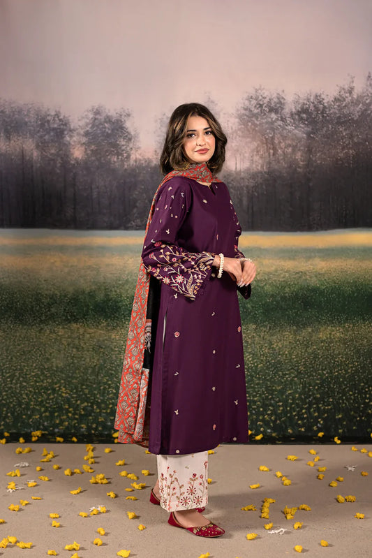 Urge  009 Unstitched Luxury Dhanak Heavy Embroidered 3PC Suit